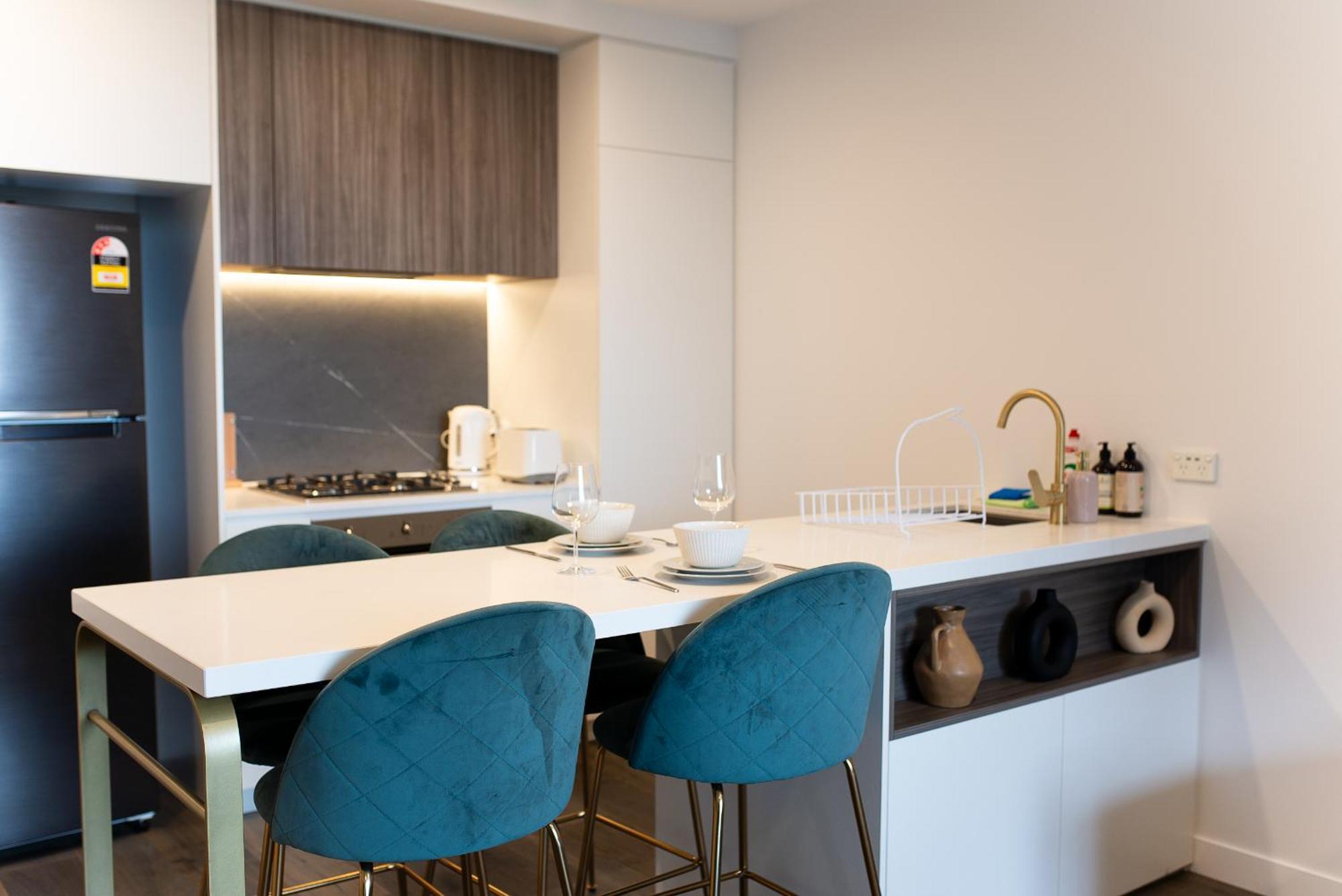 Apartment Next To Public Station, Boxhill Central, 2 Bedrooms, Free Parking And Wifi Box Hill Exterior foto
